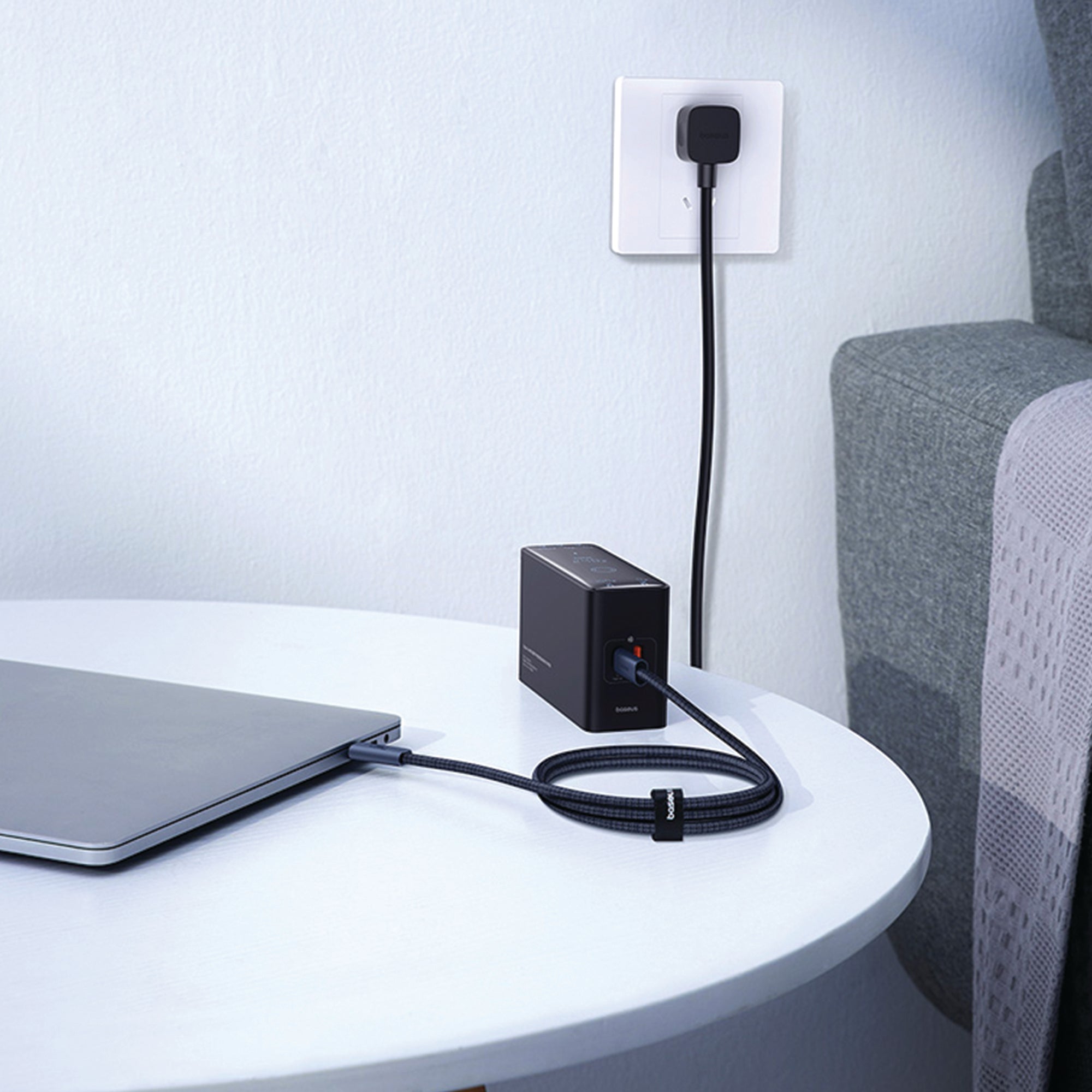 Baseus Flash Series 2 USB4 Full Featured Data Cable Type-C to Type-C 240W 1m