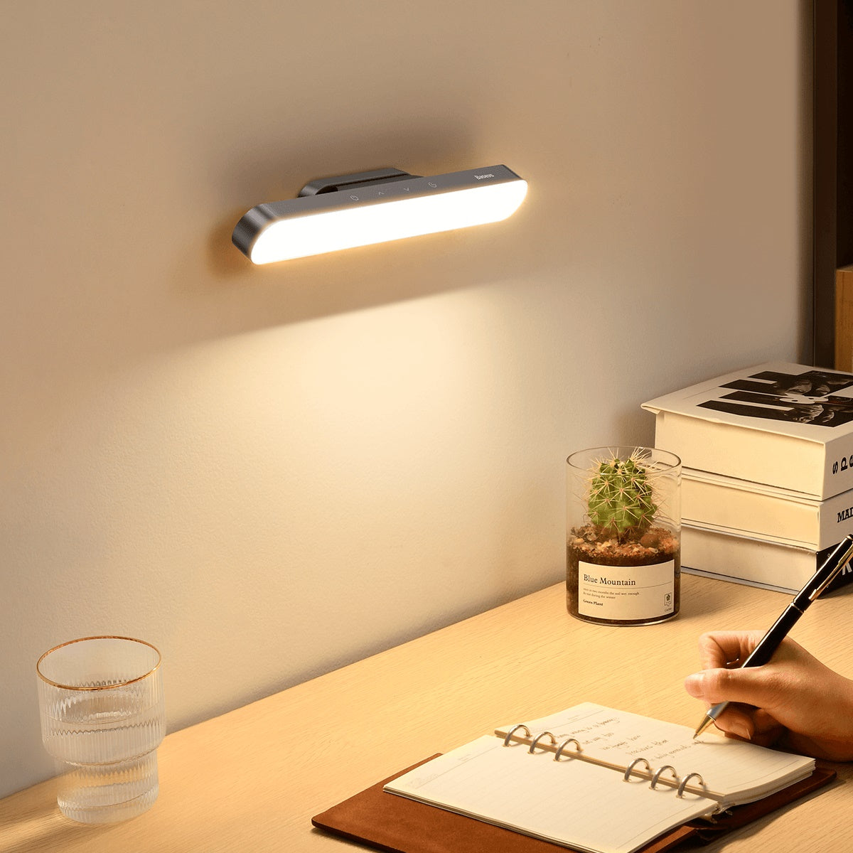 Baseus Magnetic Stepless Dimming Charging Desk Lamp