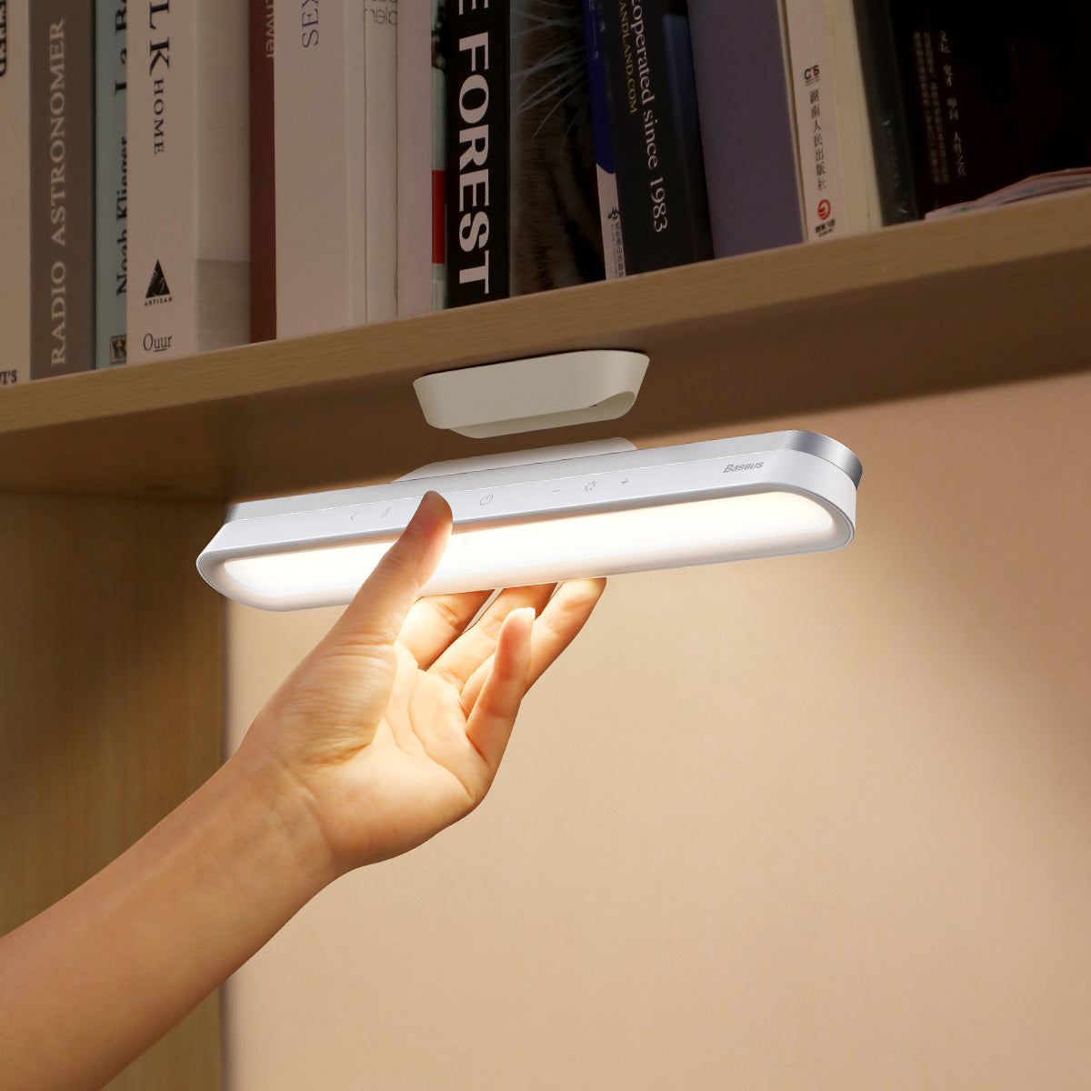 Baseus Magnetic Stepless Dimming Charging Desk Lamp Pro